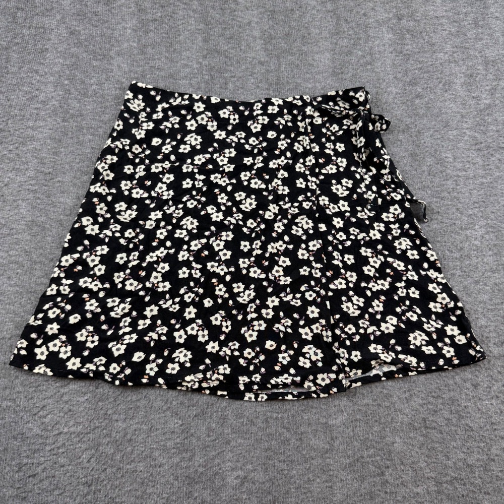 Aeropostale Wrap Mini Skirt Women's XS Black Floral Side Tie‎ A-Line Skirt